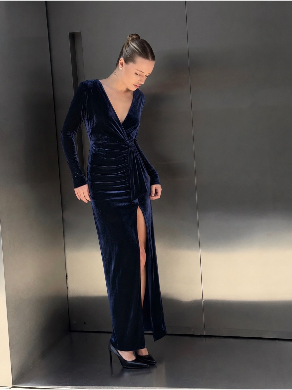 Zara Navy Stretch Velour Velvet Wrap Midi Dress Ruched Side Slit Size S